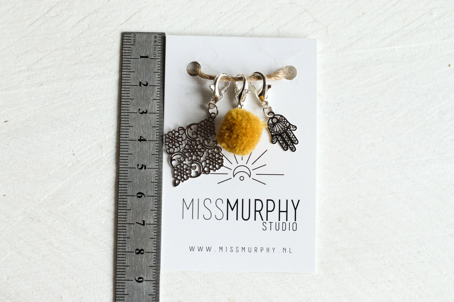 Set van 3 handgemaakte steekmarkeerders - zilverkleurig / okergeel