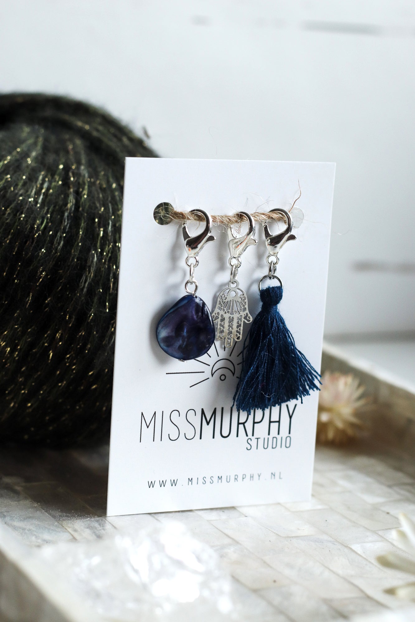Set van 3 handgemaakte steekmarkeerders - zilverkleurig / donkerblauw