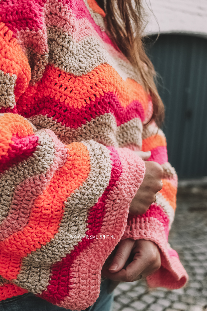 Crochet pattern WAVES SWEATER - oversized chunky sweater with wide sleeves