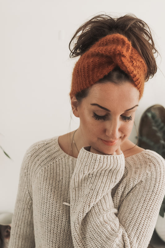 Knitting pattern HAPPY HEADBAND - a twisted hair band / ear warmer