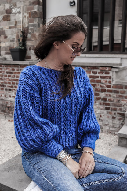 Knitting pattern NETTIE SWEATER - oversized chunky sweater with special sleeves